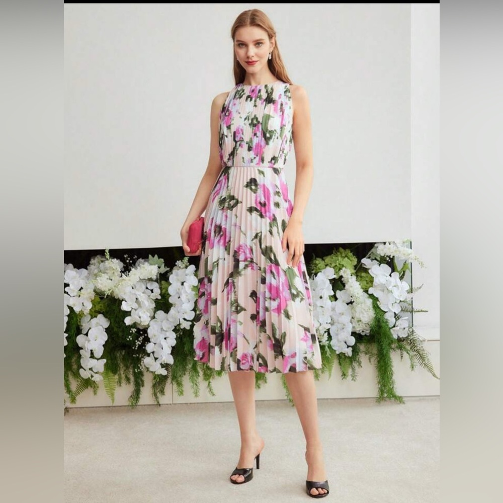 Floral Pink Pleated Dress